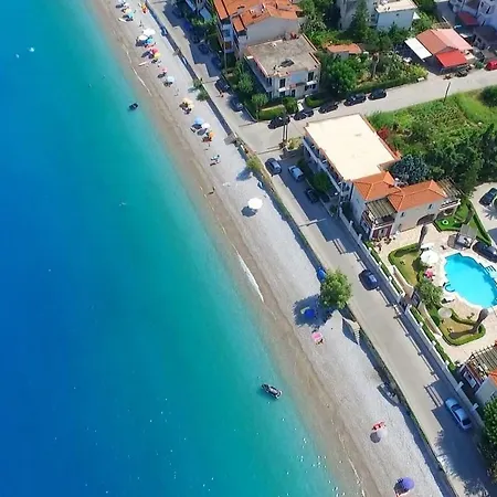 Dolphin Вилла Акрата