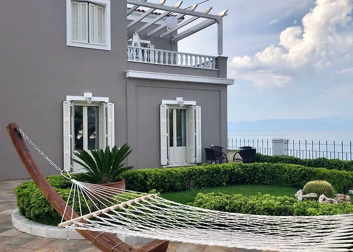 Villa Dolphin Akrata