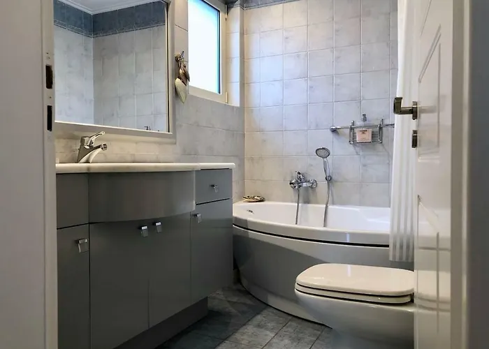 Dolphin Villa Akrata